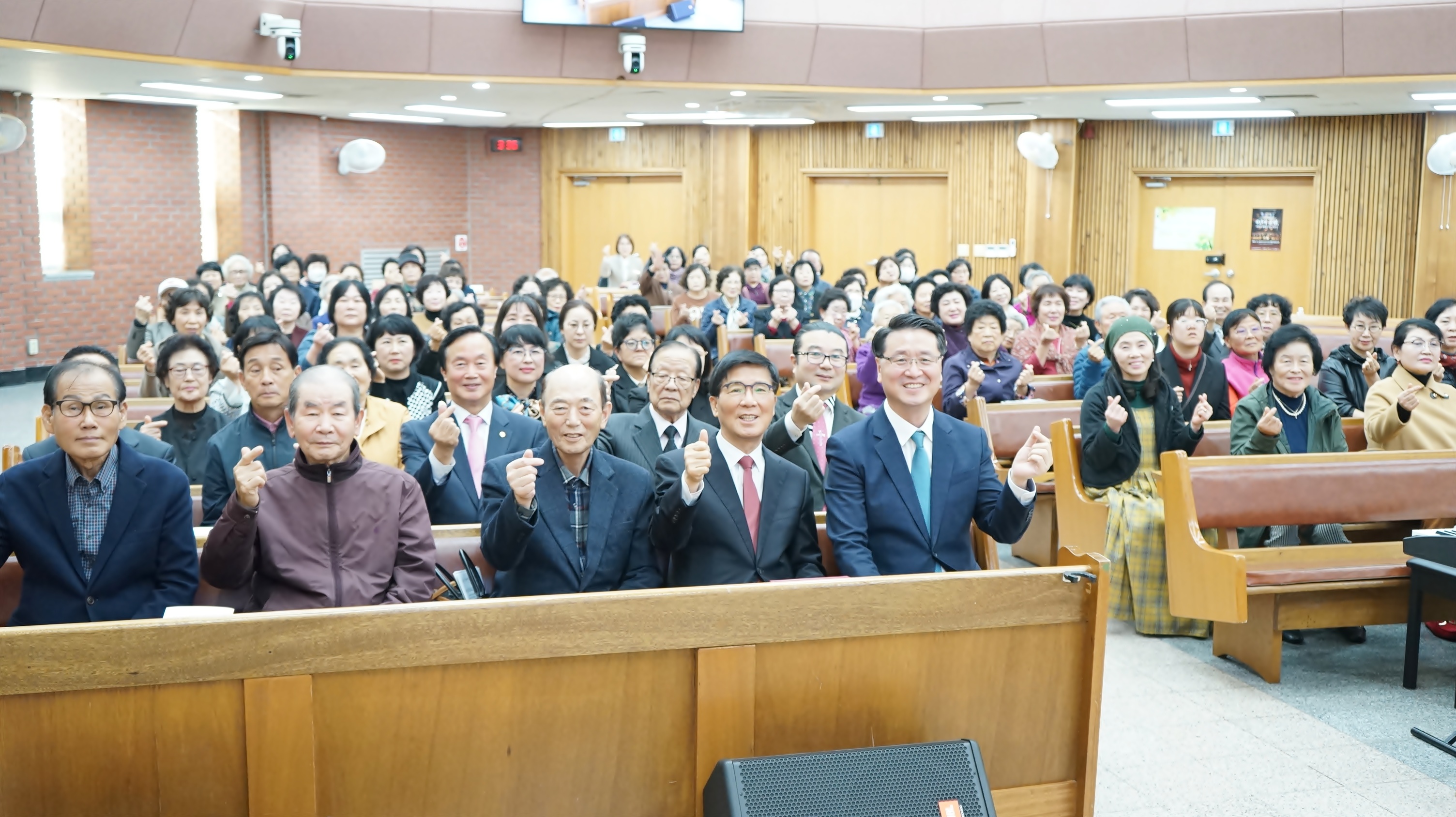 45bbfce1d64dee2d8a12fb542511b8d3_1762925