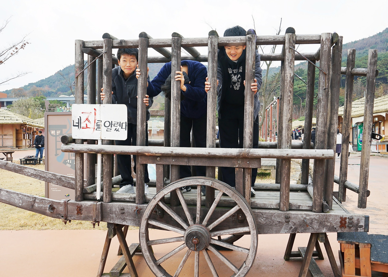 9dfd493592e0e83bc24b4c53ac0bd218_1764136