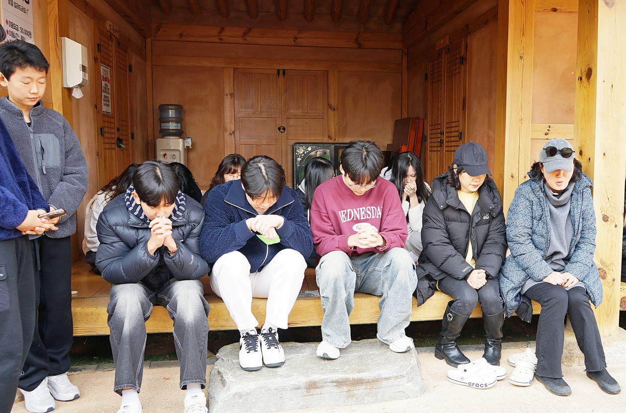 9dfd493592e0e83bc24b4c53ac0bd218_1764136