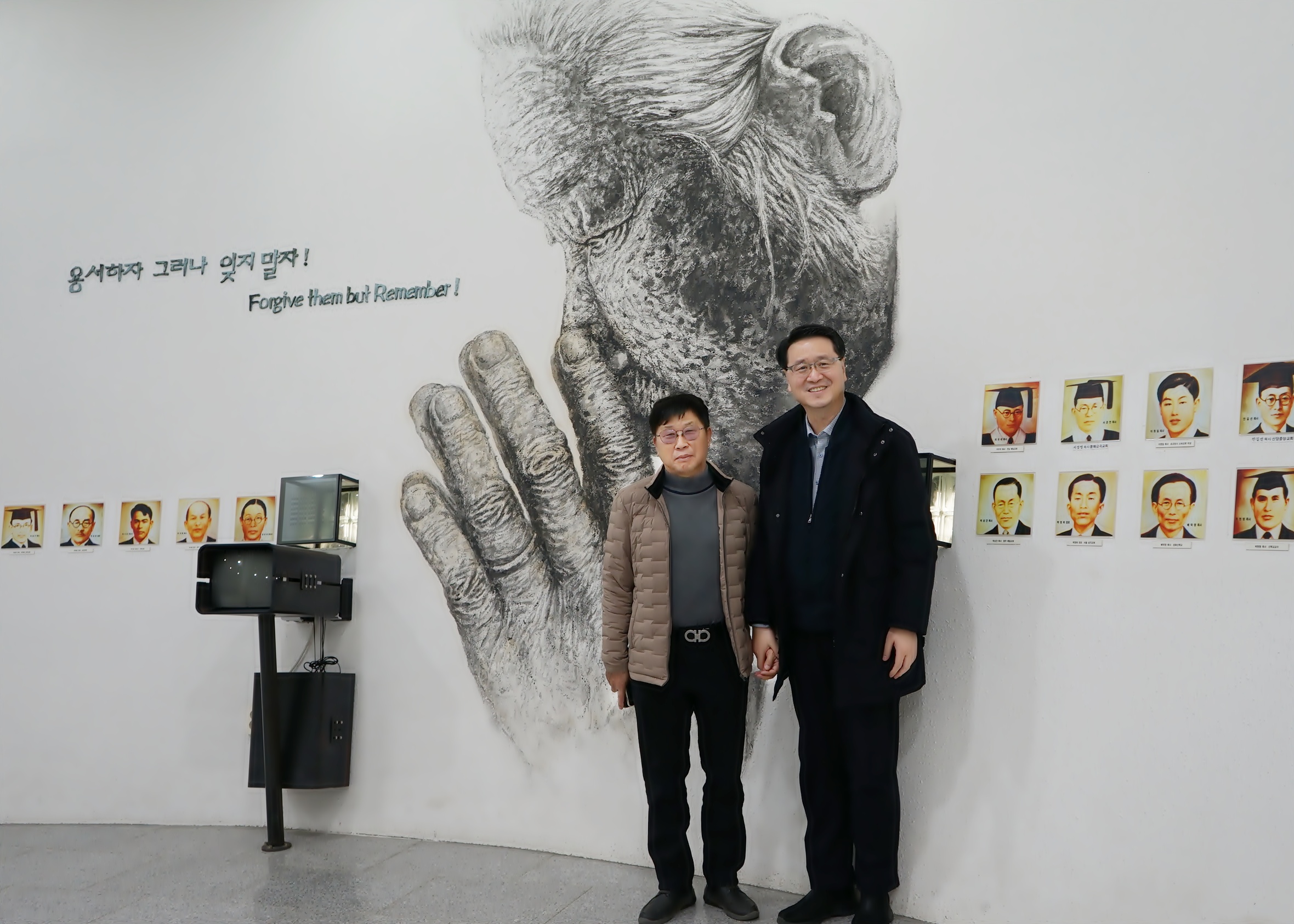 8537f3f6e9e20ef37320e8d50810cf3b_1766382